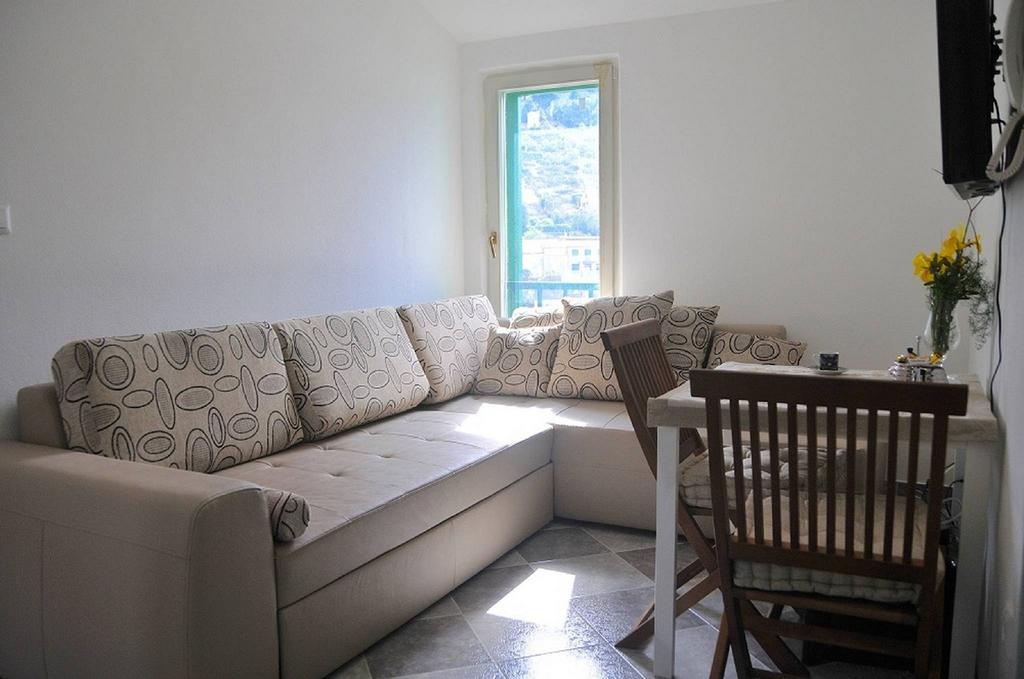 Apartment Стоморска Экстерьер фото